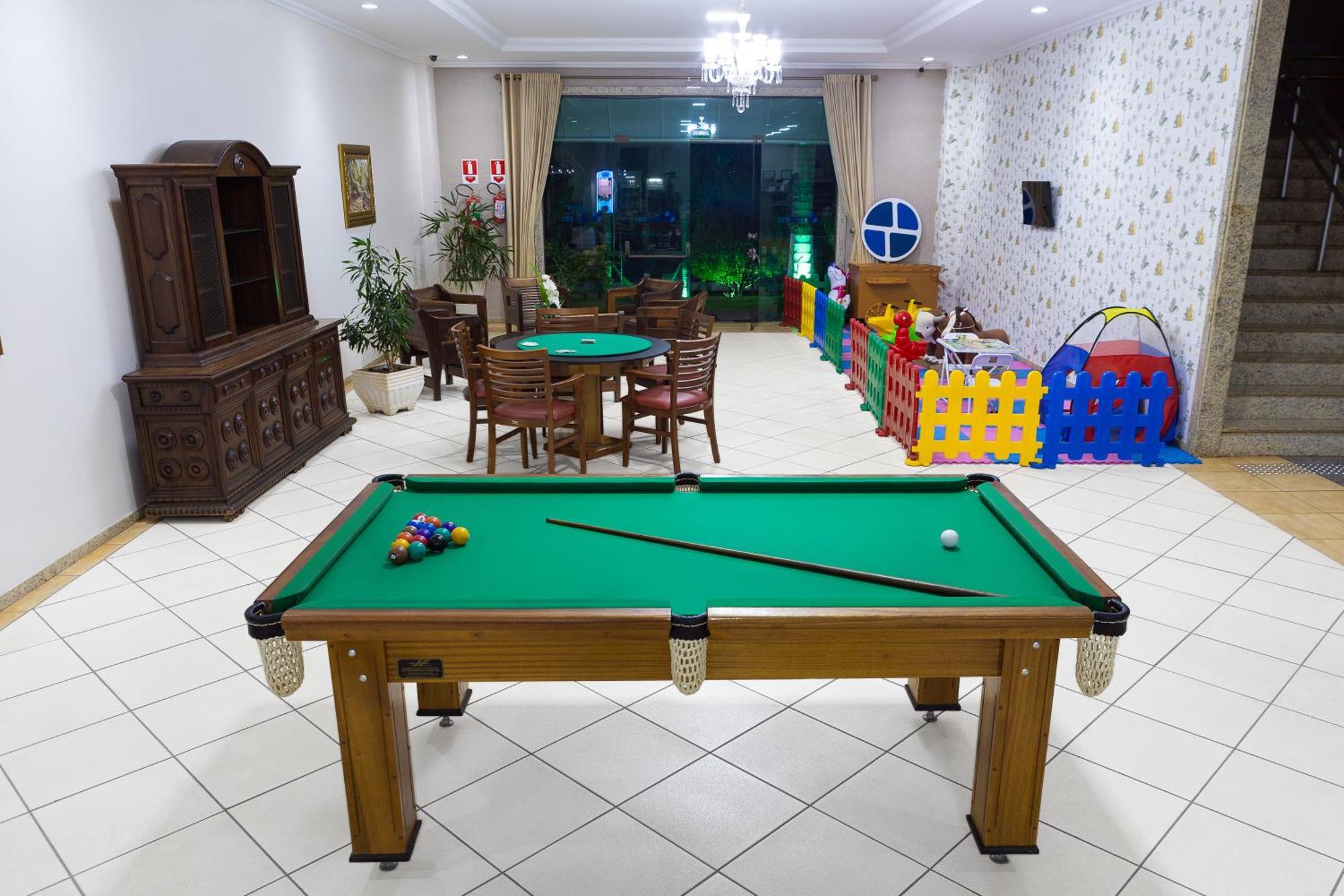 Hotel Dan Inn Franca & Convencoes By Nacional Inn エクステリア 写真