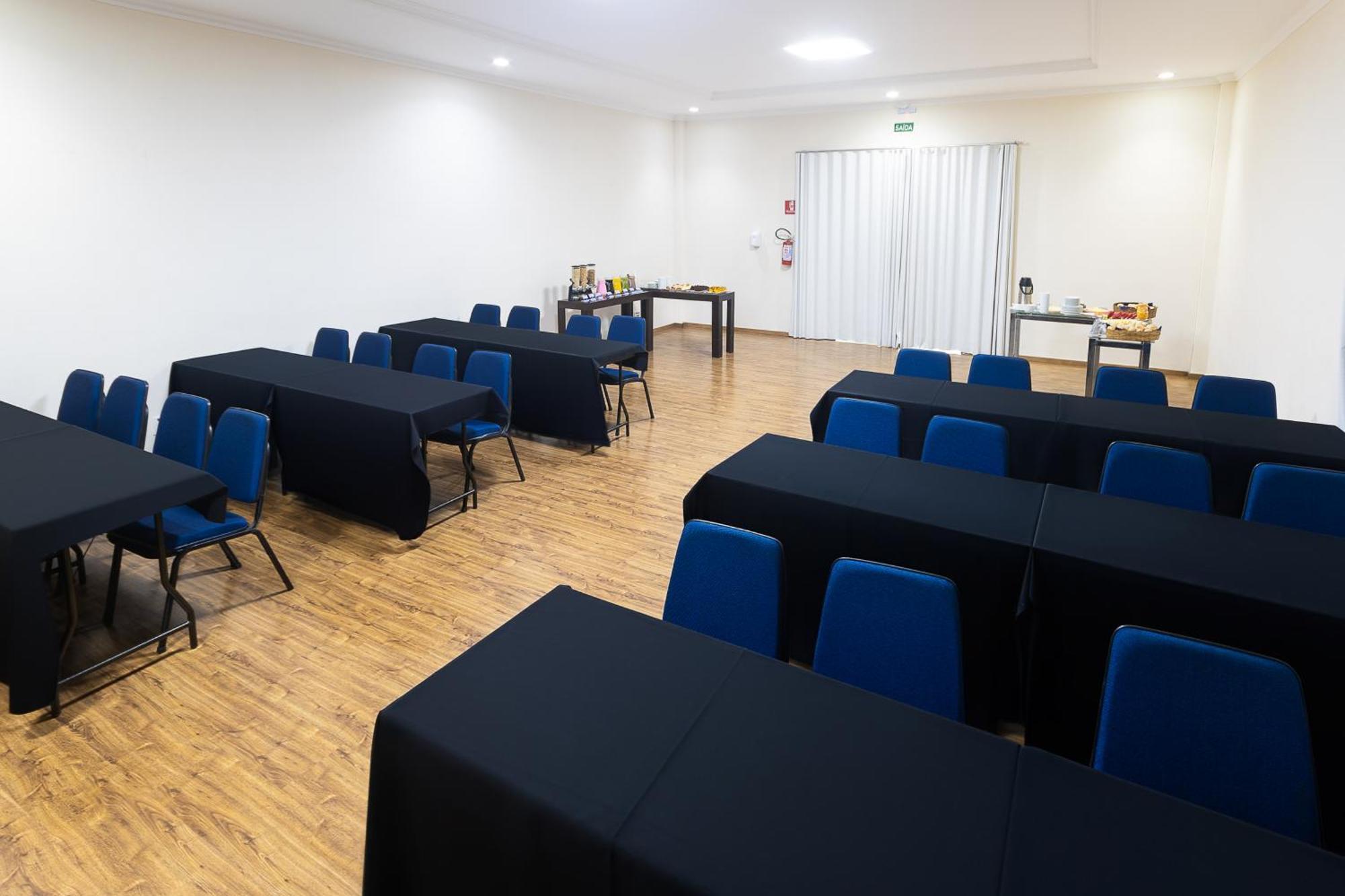 Hotel Dan Inn Franca & Convencoes By Nacional Inn エクステリア 写真