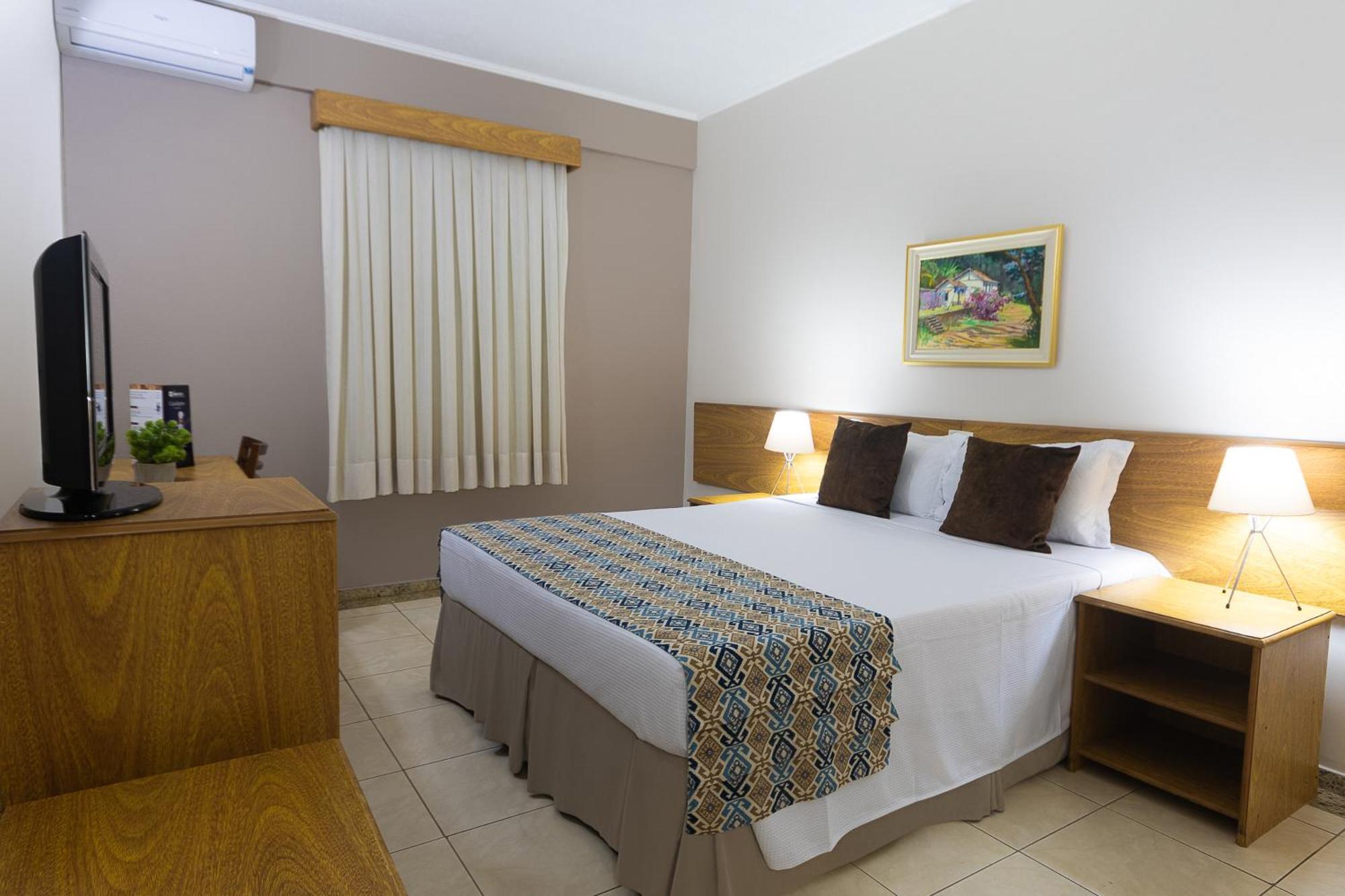 Hotel Dan Inn Franca & Convencoes By Nacional Inn エクステリア 写真