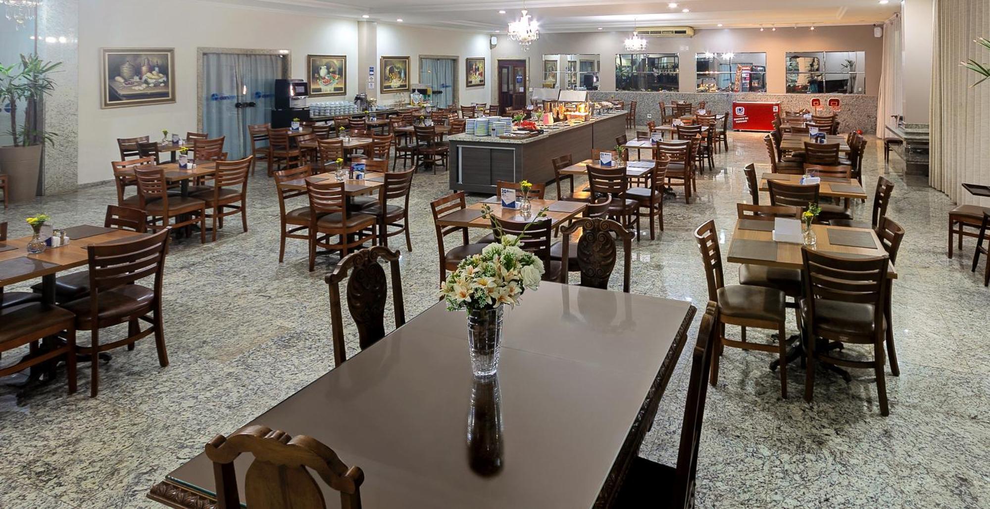 Hotel Dan Inn Franca & Convencoes By Nacional Inn エクステリア 写真