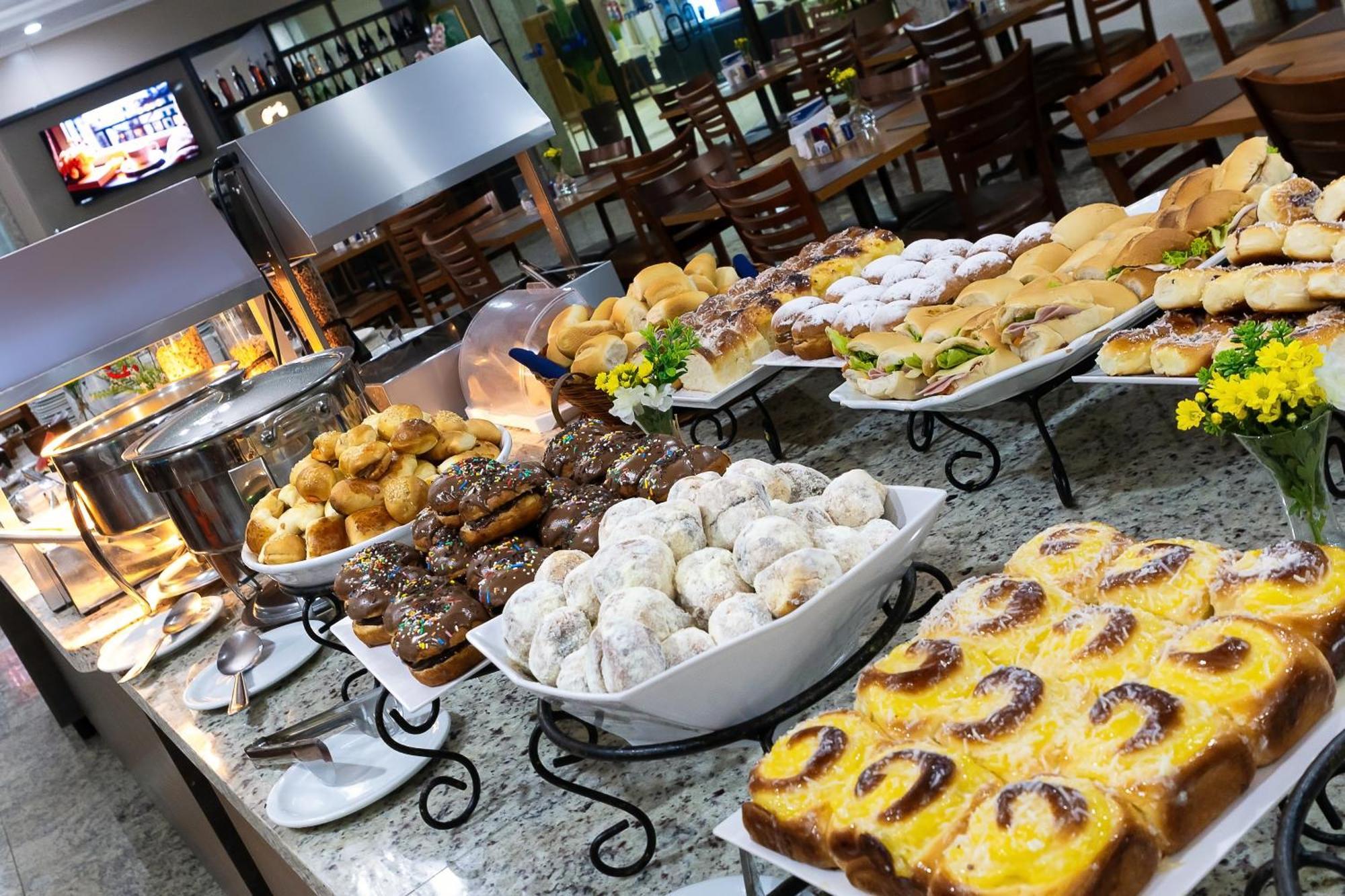 Hotel Dan Inn Franca & Convencoes By Nacional Inn エクステリア 写真